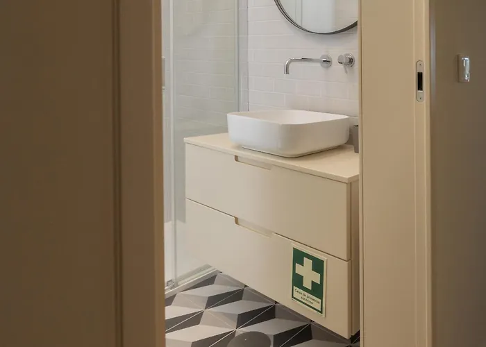 Urban Tales * 巴塞卢什